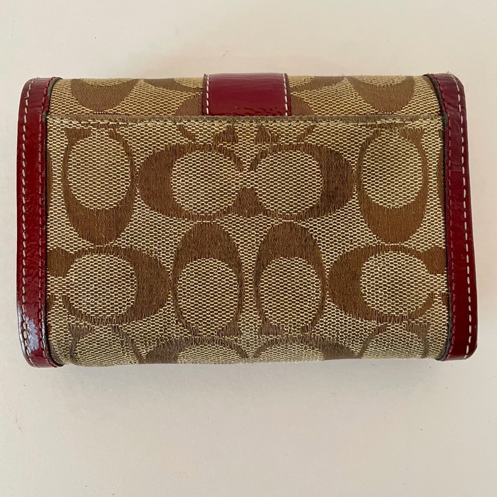 Coach Large Bifold Signature Canvas Burgundy Patent Leather Wallet - Picture 2 of 13